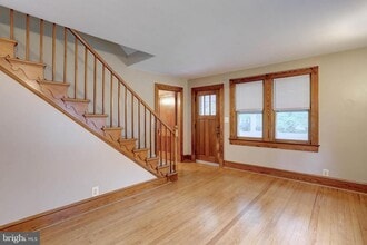 7904 Savage Guilford Rd in Jessup, MD - Building Photo - Building Photo
