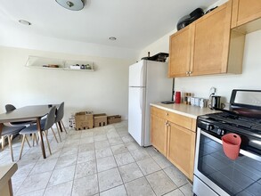 25 Haskell St, Unit 2 in Boston, MA - Foto de edificio - Building Photo