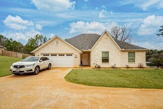 4814 FM 346 E in Tyler, TX - Building Photo - Building Photo
