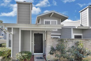 12111 Lemon Ridge Ln, Unit 121 in Houston, TX - Building Photo