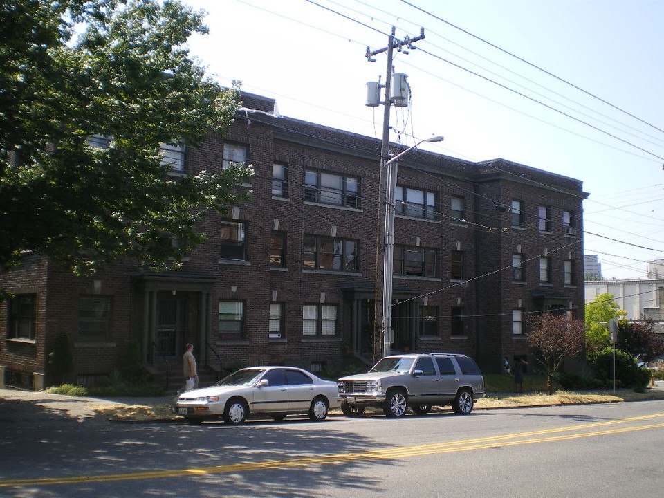 1305 E Union St in Seattle, WA - Building Photo