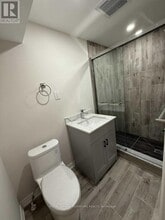 4050 Dunmow Crescent in Mississauga, ON - Building Photo - Building Photo