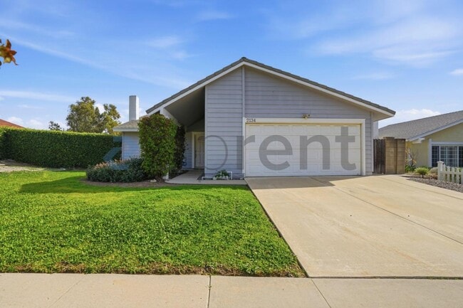 2134 Latham St in Simi Valley, CA - Building Photo - Building Photo