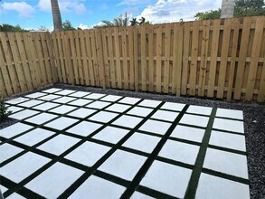 2671 SE 10th St in Homestead, FL - Building Photo - Building Photo