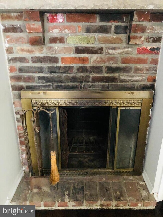 944 N Orianna St photo'