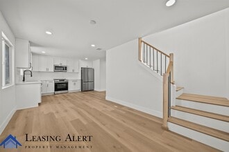 16448 Lassen St in Los Angeles, CA - Building Photo - Building Photo