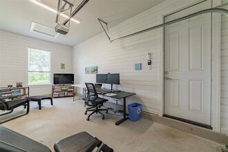 104 Lazy Oak Pl in Spicewood, TX - Building Photo - Building Photo