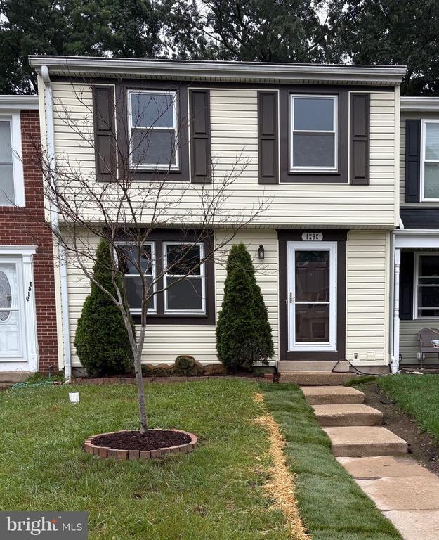 property at 3621 Chadwick Ct