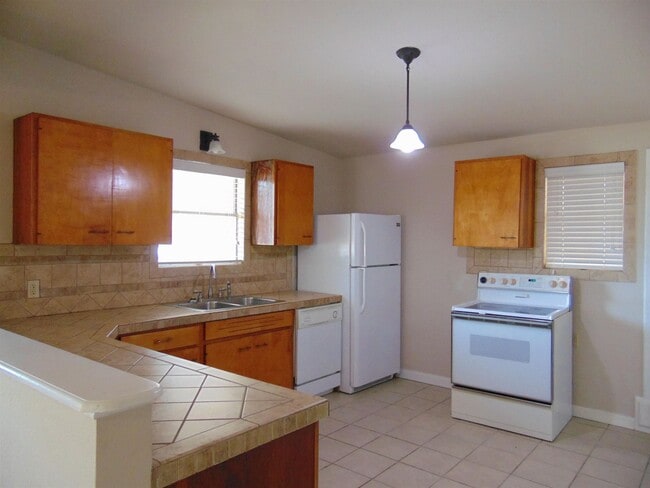 107 Fannin in Burnet, TX - Building Photo - Building Photo