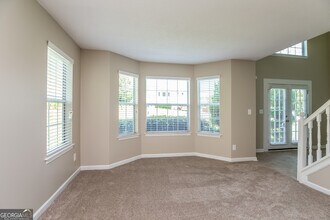 6129 Pomerania Trail in Stone Mountain, GA - Building Photo - Building Photo