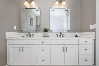 75 W Tremont St, Unit 75 W Tremont Ave Pasadena CA 91103 in Pasadena, CA - Building Photo - Building Photo