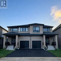 86 Gauley Dr in Centre Wellington, ON - Building Photo