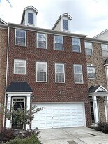 3779 Chattahoochee Summit Dr SE in Atlanta, GA - Building Photo