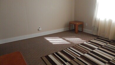 403 W Market St, Unit 201 in Danville, PA - Building Photo - Building Photo