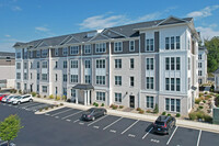 1 Element in Lynchburg, VA - Foto de edificio - Building Photo