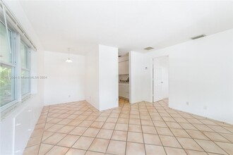 924 NE 17th Terrace in Fort Lauderdale, FL - Building Photo - Building Photo