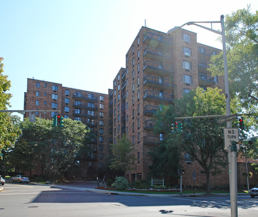 The Tower Club in Tuckahoe, NY - Building Photo