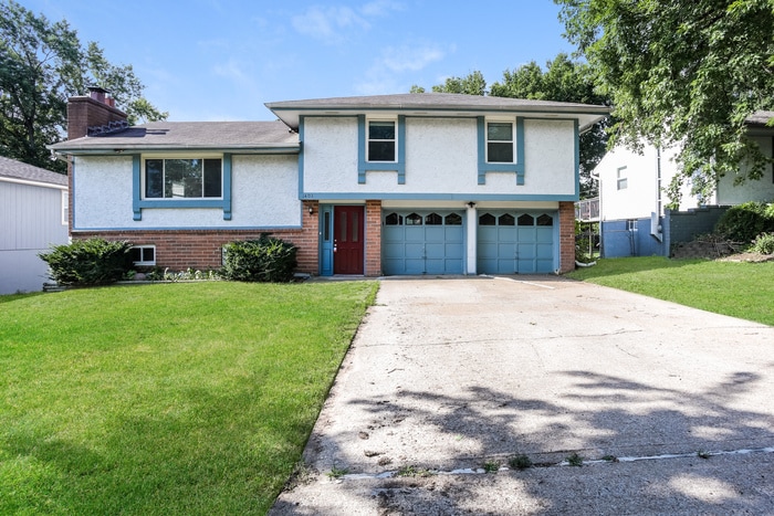 1403 NW 64th Terrace in Kansas City, MO - Foto de edificio