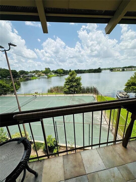 614 Orange Dr in Altamonte Springs, FL - Building Photo