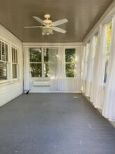 907 Irving Rd in Birmingham, AL - Foto de edificio - Building Photo