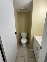 4334 NW 9th Ave in Deerfield Beach, FL - Building Photo - Building Photo