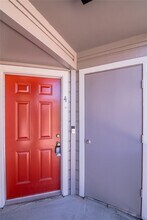 2401 Sycamore Ave in Huntsville, TX - Building Photo - Building Photo