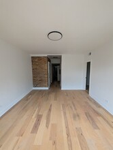 616 W Patterson Ave in Chicago, IL - Building Photo - Building Photo