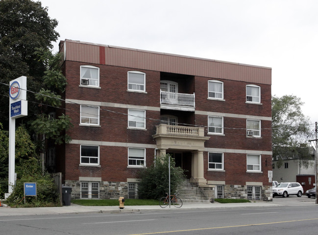 359 Davenport Rd in Toronto, ON - Building Photo - Building Photo