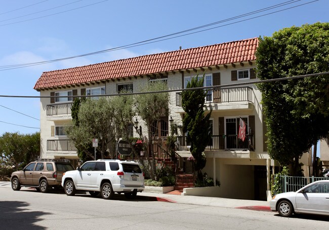 Del Rey Sands in Playa Del Rey, CA - Building Photo - Building Photo