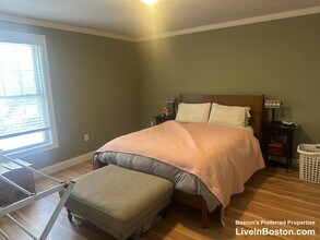 144 Calumet St, Unit 140-3 in Boston, MA - Building Photo - Building Photo