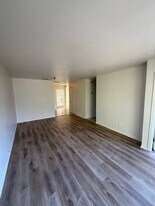 1302 Scenic Dr in Longview, TX - Building Photo