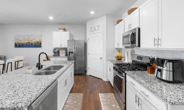 2033 Carefree Ln in Nashville, TN - Building Photo - Building Photo