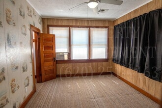 319 S 10th St in Independence, KS - Building Photo - Building Photo