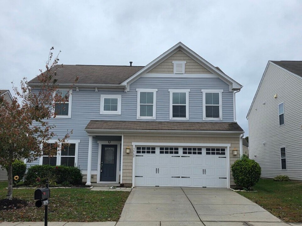 3562 Catherine Creek Pl in Davidson, NC - Building Photo