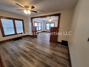 1271 Prairie Ave, Unit 1271 in Beloit, WI - Building Photo - Building Photo