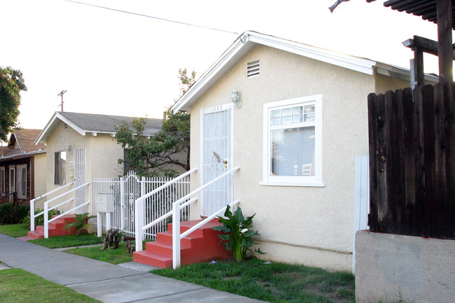 1331-1333 Termino Ave