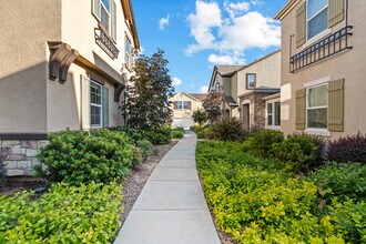 2009 Montauban Pl in Roseville, CA - Foto de edificio - Building Photo