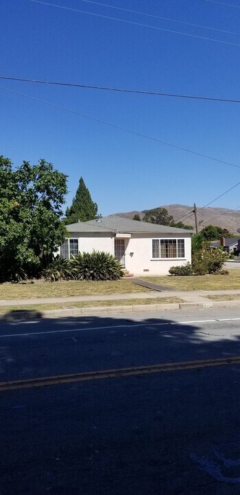 246 Chorro St in San Luis Obispo, CA - Building Photo