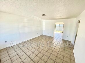 1719 Florence Ave in Englewood, FL - Building Photo - Building Photo