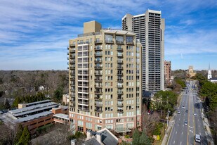 The Peachtree Residences in Atlanta, GA - Building Photo