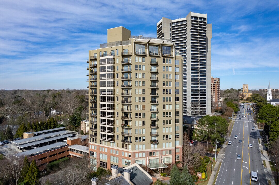 The Peachtree Residences in Atlanta, GA - Building Photo