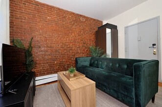 338 W 36th St. in New York, NY - Building Photo - Building Photo