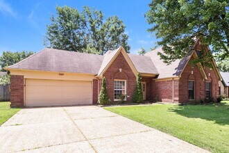7567 Dexter Grove Dr in Memphis, TN - Building Photo - Building Photo