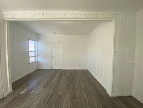 1024 Martin Luther King Jr Ave in Long Beach, CA - Building Photo - Building Photo