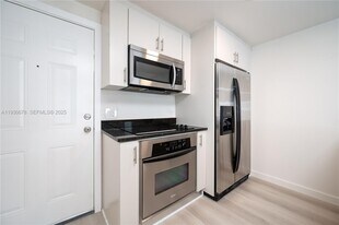 1712 SW 2nd Ave in Miami, FL - Building Photo