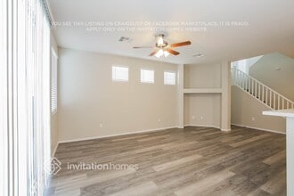 8105 Starling View Ct in Las Vegas, NV - Building Photo - Building Photo