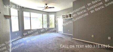 420 W 1st St in Tempe, AZ - Foto de edificio - Building Photo