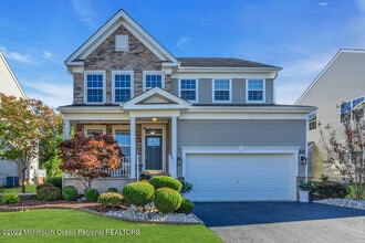 10 Mulberry Dr in Englishtown, NJ - Building Photo - Building Photo