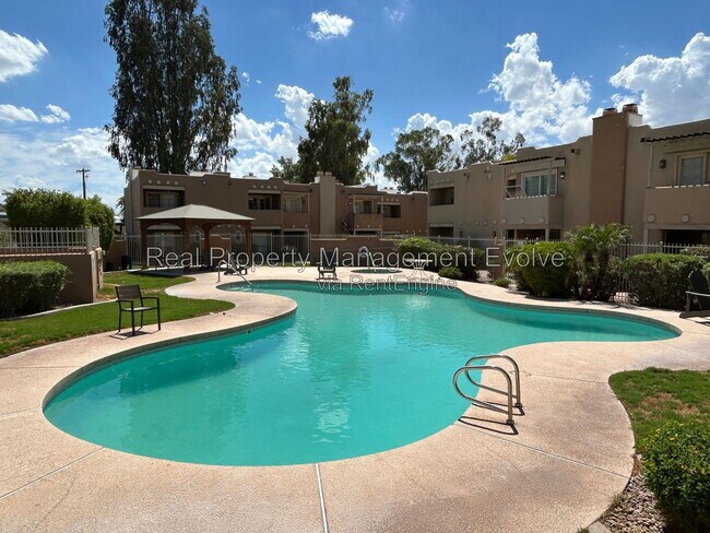 property at 1425 E Desert Cove Ave