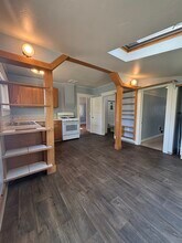 735 Roca St in Ashland, OR - Building Photo - Building Photo